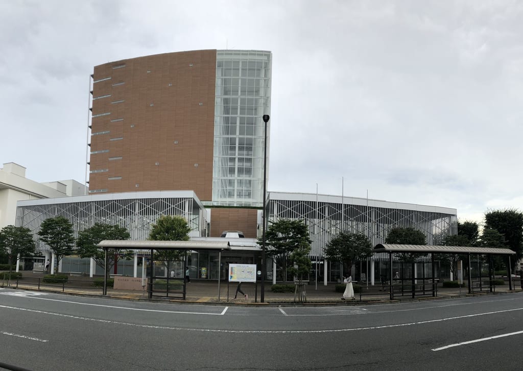 町田市役所