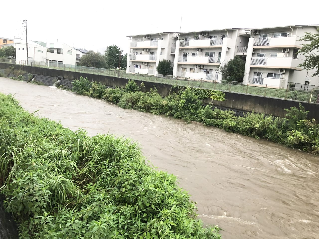 町田市 町田市に土砂災害警戒情報が発表されました 境川もかなり水位が上がっています 号外net 町田市