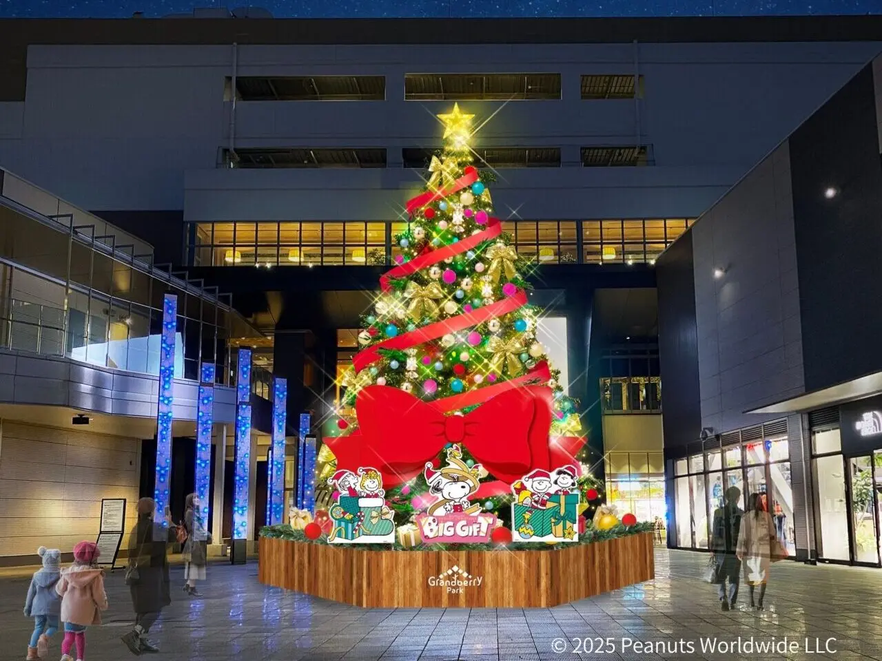 BIG　GIFT　グランベリーパーク　クリスマスツリー