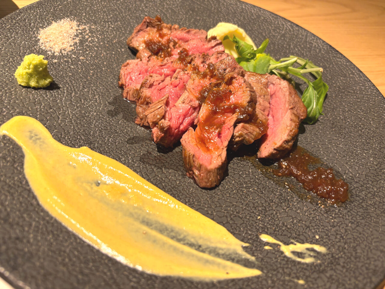 原価ビストロチーズプラス 料理 ステーキ