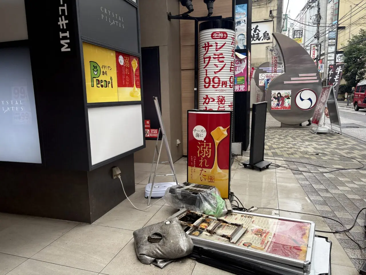 チーズの海に溺れたい ビル入口